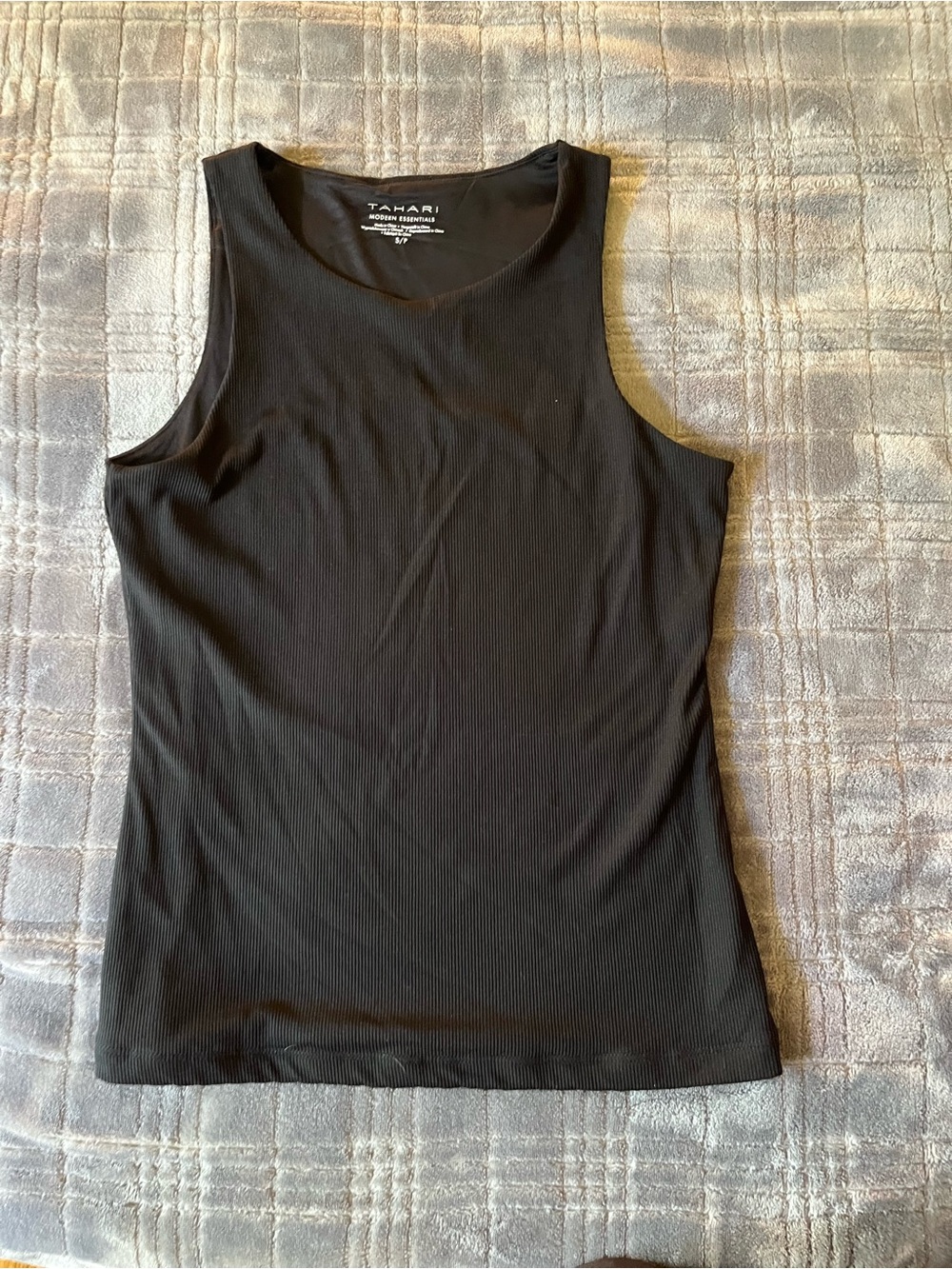 Tahari Black Ribbed Crewneck Tank